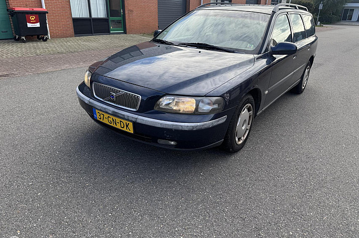 Volvo V70 2.4 EXPORT/HANDEL