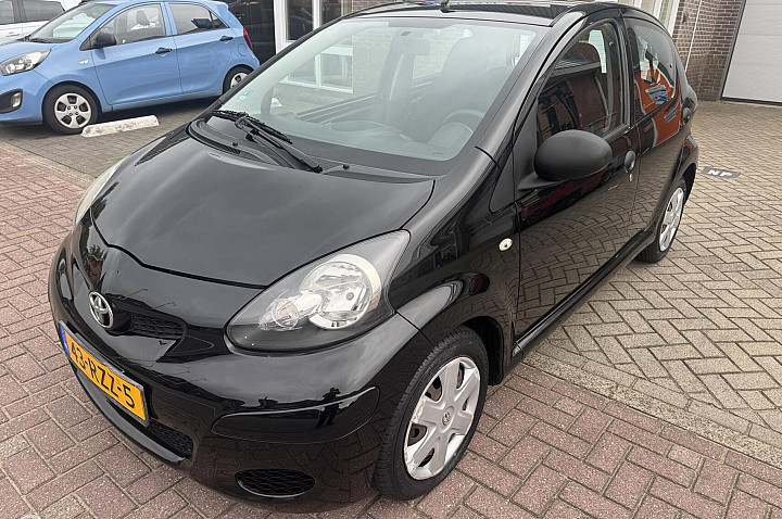 Toyota Aygo 1.0-12V Cool All-in RIJKLAAR!